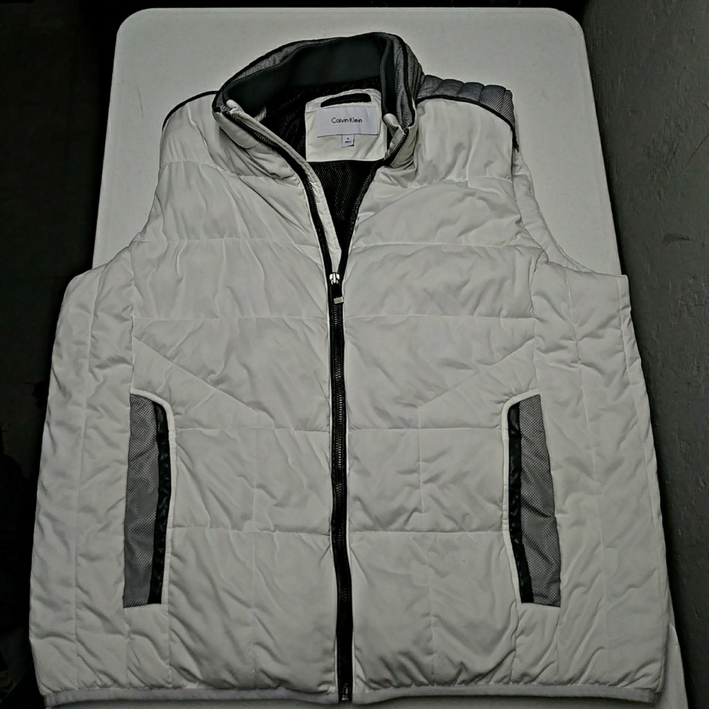 Calvin Klein Puffer Vest